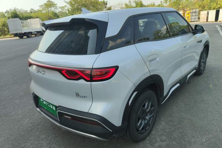 Used BYD Yuan UP 2024 401 km Active Version Rear Right 45 Deg