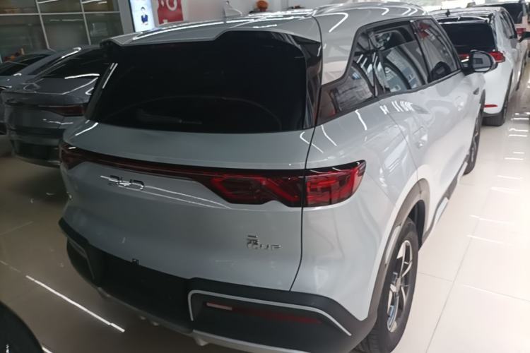 Used BYD Yuan UP 2024 401KM Beyond Edition Rear Right 45 Deg