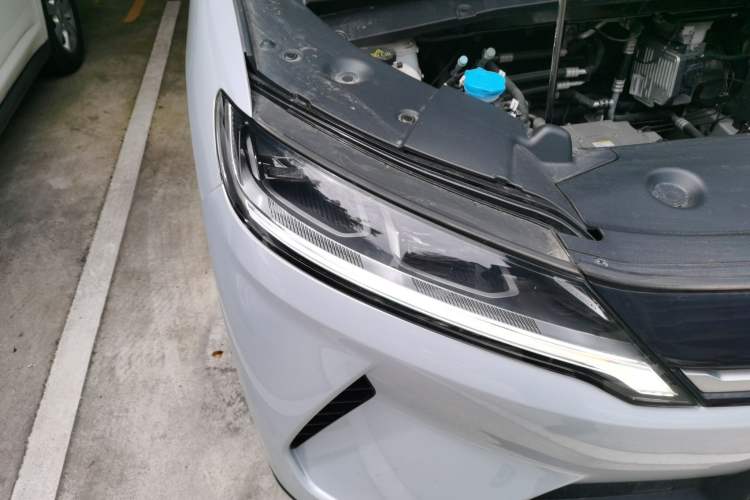 Used BYD Yuan UP 2024 401 km Active Version Right Front Headlight