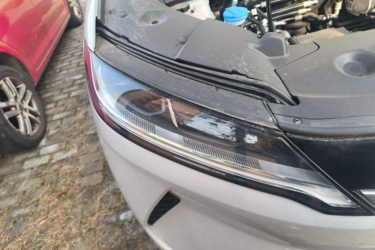 Used BYD Yuan UP 2024 401 km Active Version Right Front Headlight
