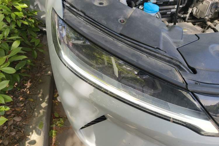 Used BYD Yuan UP 2024 401 km Active Version Right Front Headlight