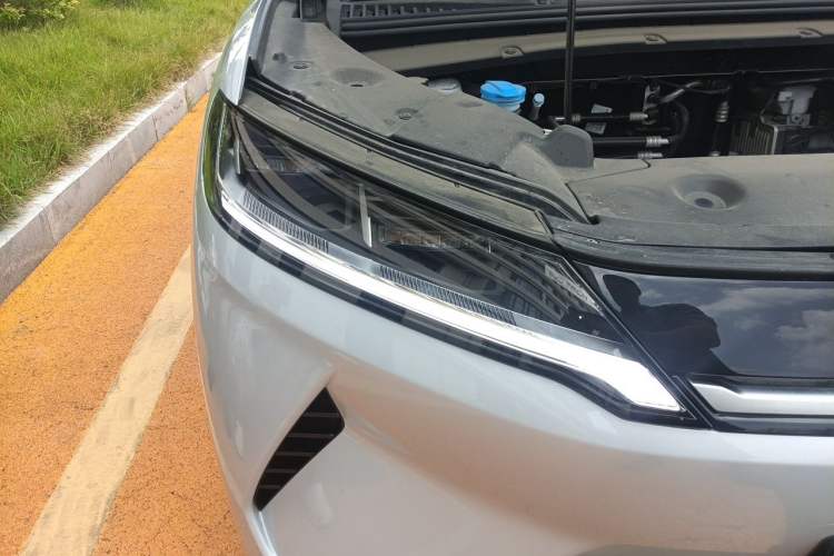 Used BYD Yuan UP 2024 401 km Active Version Right Front Headlight