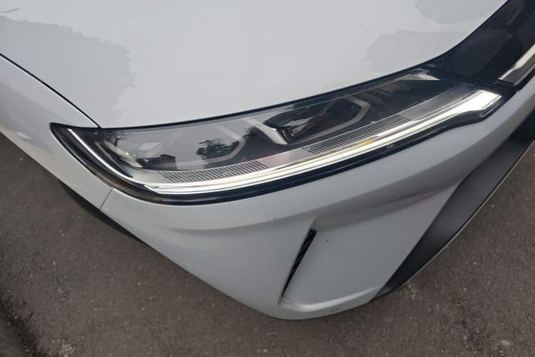 Used BYD Yuan UP 2024 401 km Active Version Right Front Headlight