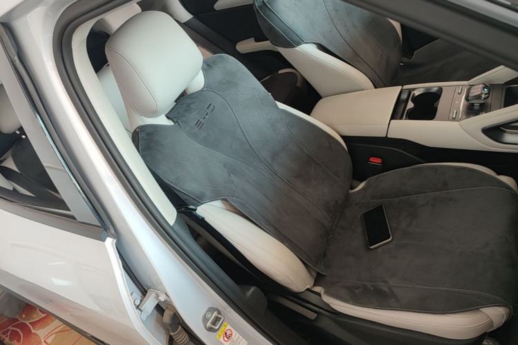 Used BYD Yuan UP 2024 401KM Leading Edition Right Front Seat