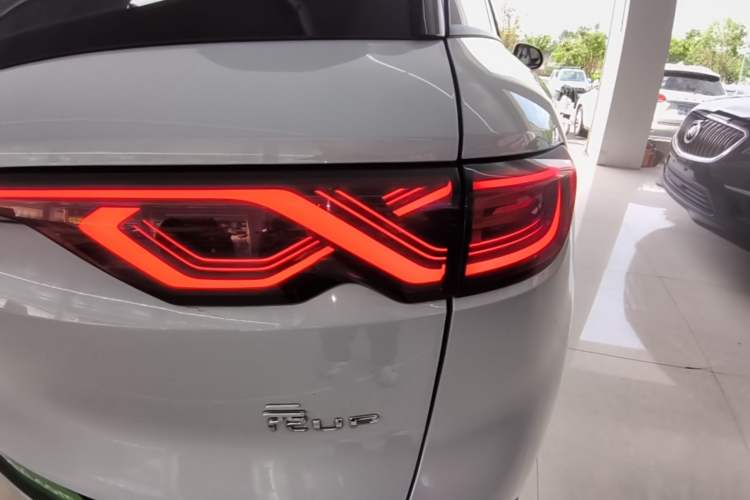 Used BYD Yuan UP 2024 401 km Active Version Right Rear Taillight