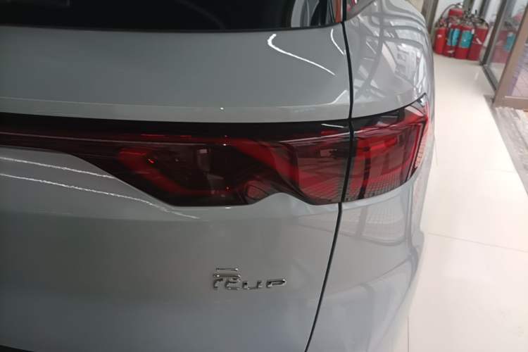 Used BYD Yuan UP 2024 401KM Beyond Edition Right Rear Taillight