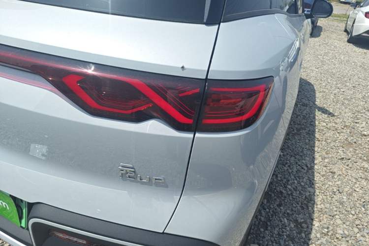 Used BYD Yuan UP 2024 401KM Leading Edition Right Rear Taillight