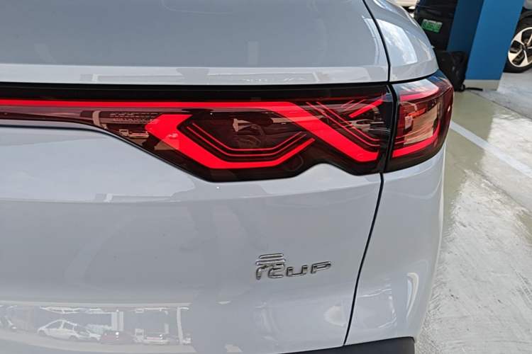 Used BYD Yuan UP 2024 401KM Beyond Edition Right Rear Taillight