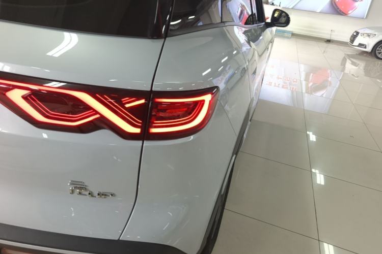 Used BYD Yuan UP 2024 401 km Active Version Right Rear Taillight