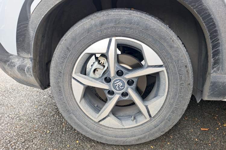 Used BYD Yuan UP 2024 401KM Beyond Edition Right Rear Wheel Hub