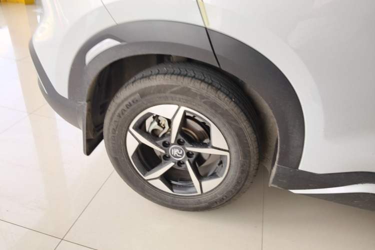 Used BYD Yuan UP 2024 401KM Beyond Edition Right Rear Wheel Hub
