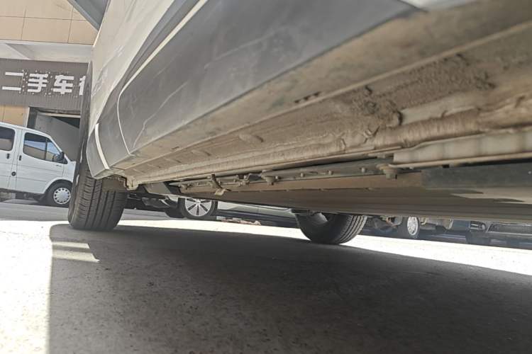 Used BYD Yuan UP 2024 401KM Leading Edition Right Side Sill