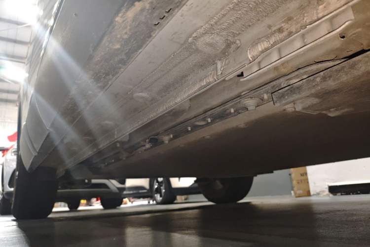 Used BYD Yuan UP 2024 401KM Leading Edition Right Side Sill
