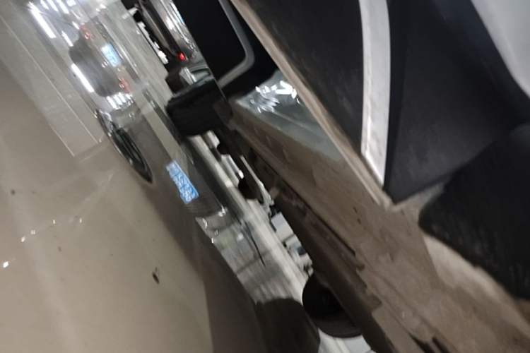 Used BYD Yuan UP 2024 401 km Active Version Right Side Sill