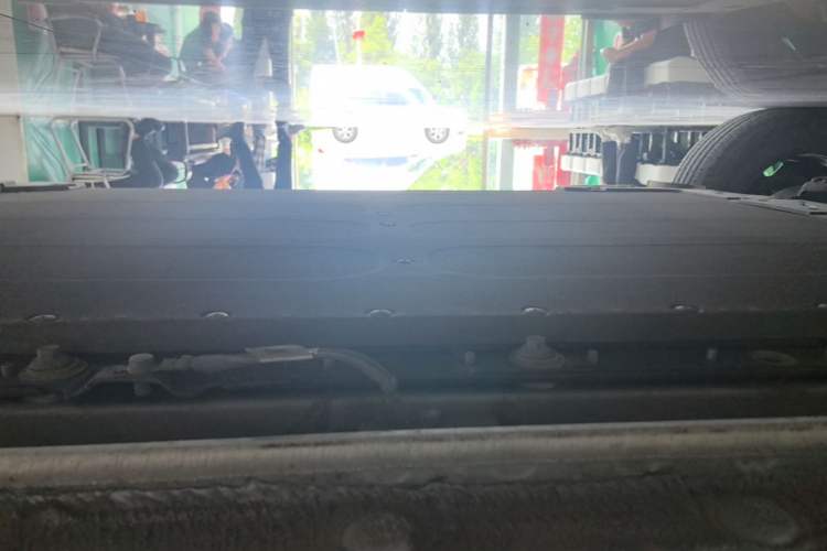 Used BYD Yuan UP 2024 401 km Active Version Right Side Sill