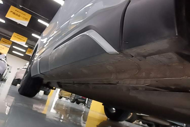 Used BYD Yuan UP 2024 401KM Beyond Edition Right Side Sill