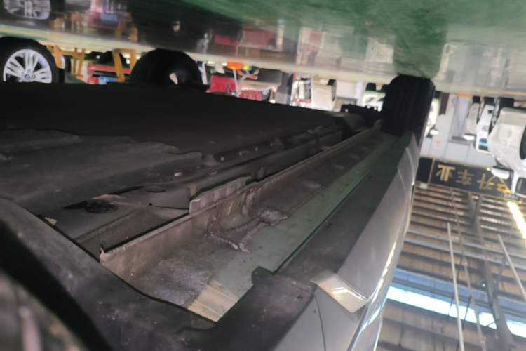 Used BYD Yuan UP 2024 401KM Leading Edition Right Side Sill