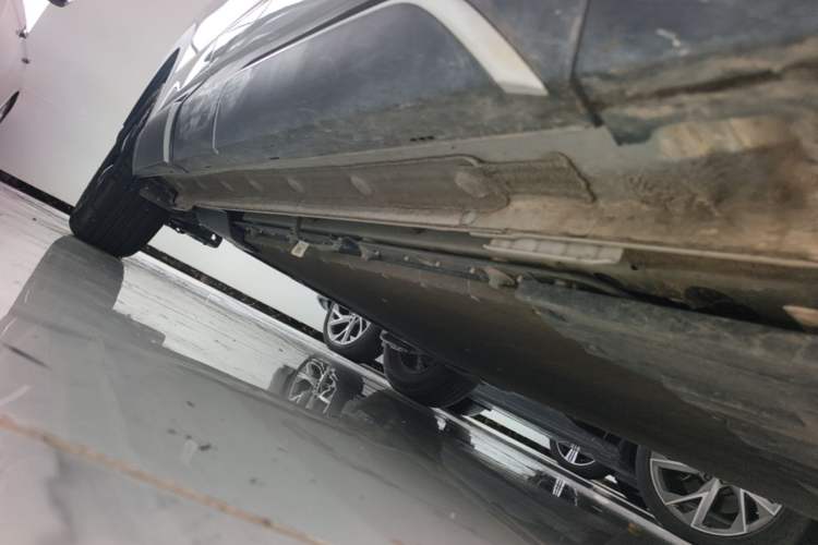 Used BYD Yuan UP 2024 401KM Leading Edition Right Side Sill