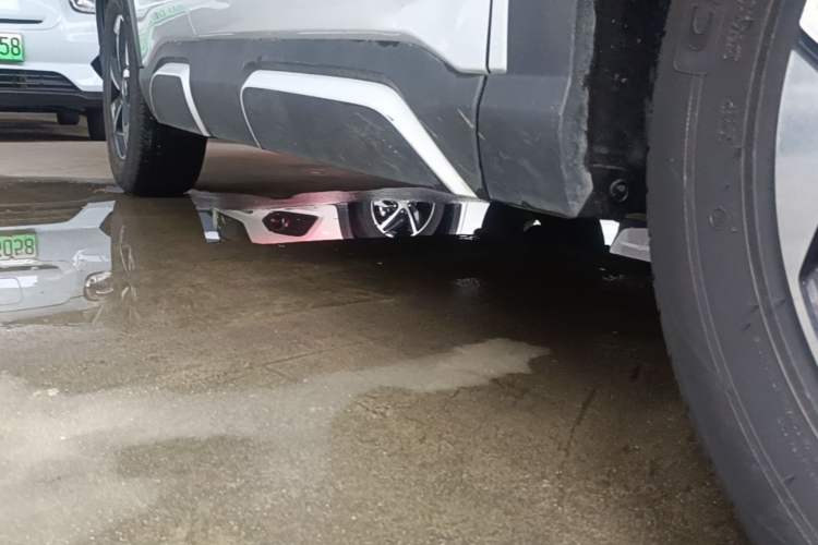 Used BYD Yuan UP 2024 401KM Leading Edition Right Side Sill