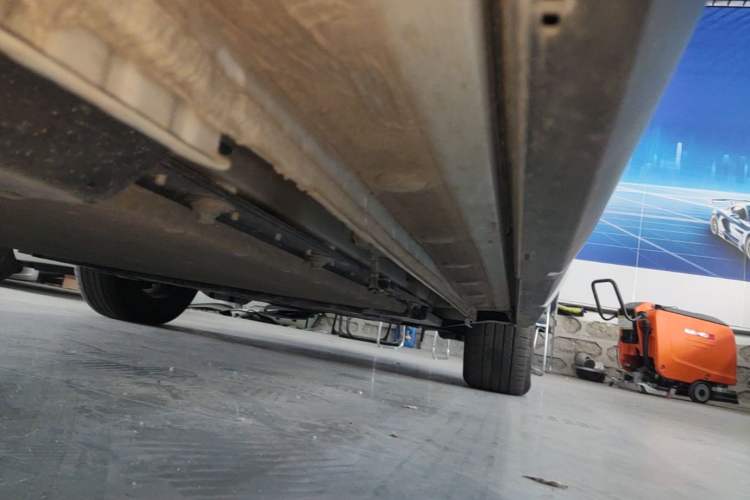 Used BYD Yuan UP 2024 401KM Leading Edition Right Side Sill