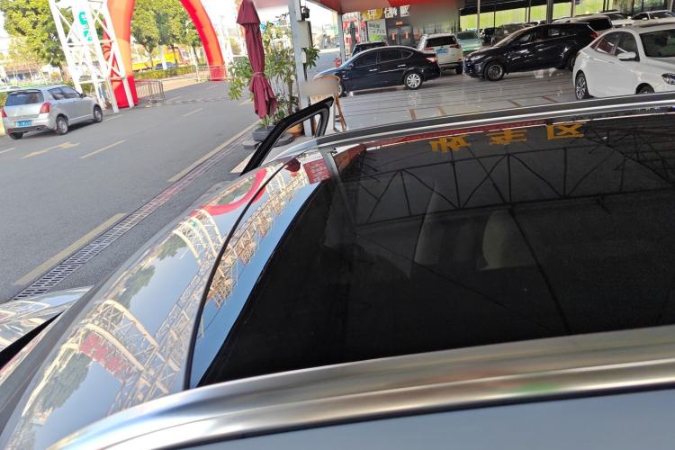 Used BYD Yuan UP 2024 401KM Leading Edition Roof