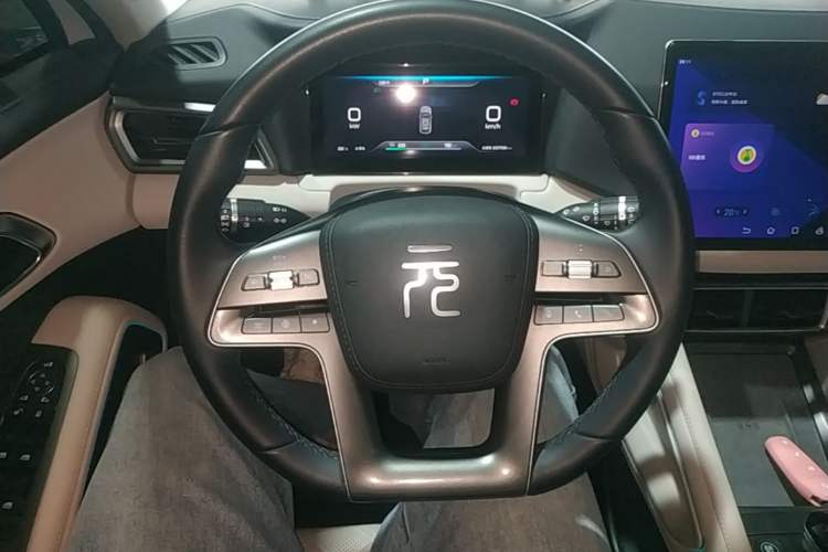 Used BYD Yuan UP 2024 401KM Beyond Edition Steering Wheel