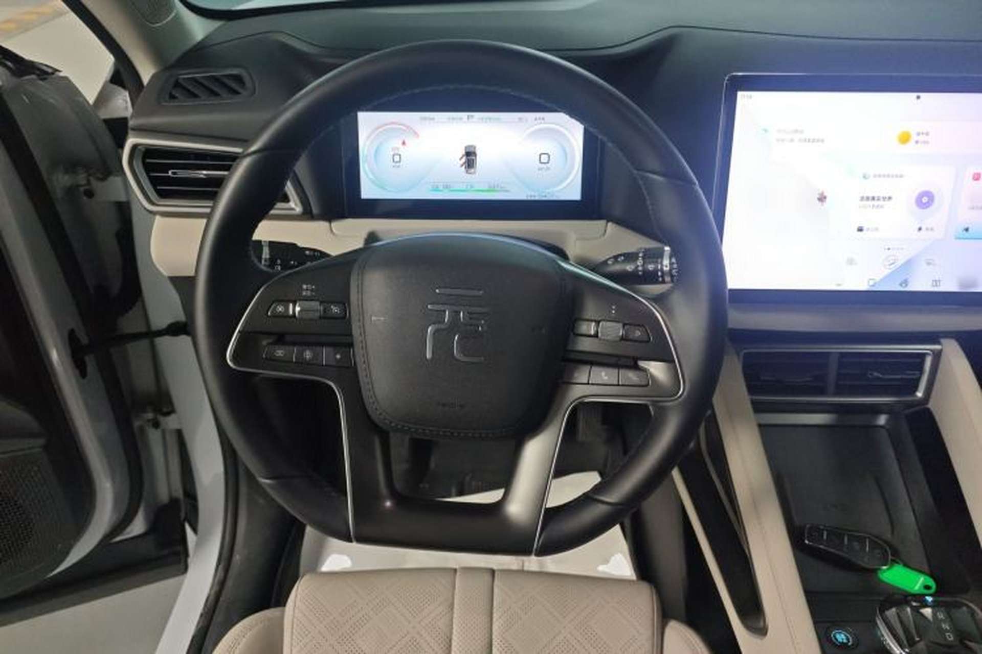 Used BYD Yuan UP 2024 401KM Beyond Edition Steering Wheel