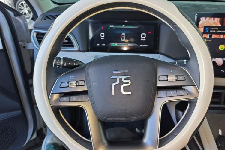 Used BYD Yuan UP 2024 401KM Beyond Edition Steering Wheel