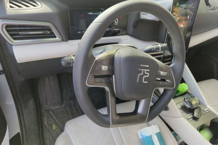Used BYD Yuan UP 2024 401 km Active Version Steering Wheel
