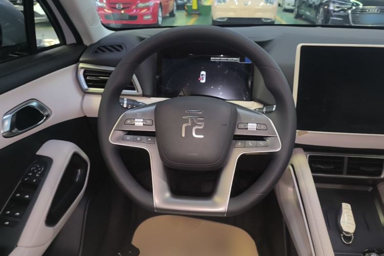 Used BYD Yuan UP 2024 401KM Leading Edition Steering Wheel