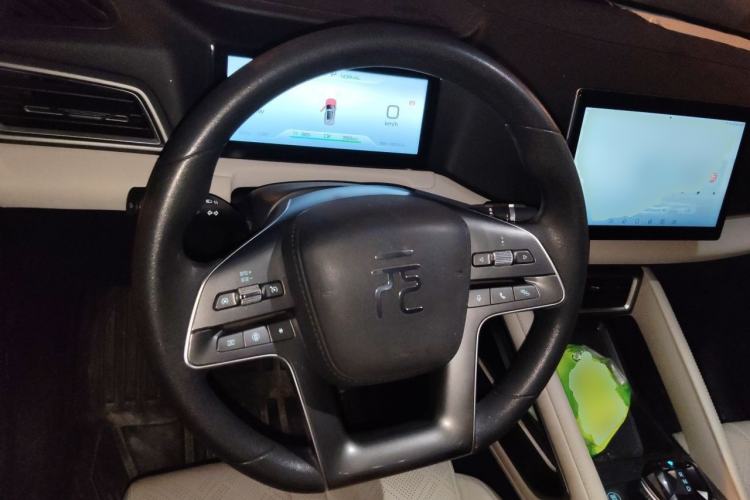 Used BYD Yuan UP 2024 401 km Active Version Steering Wheel