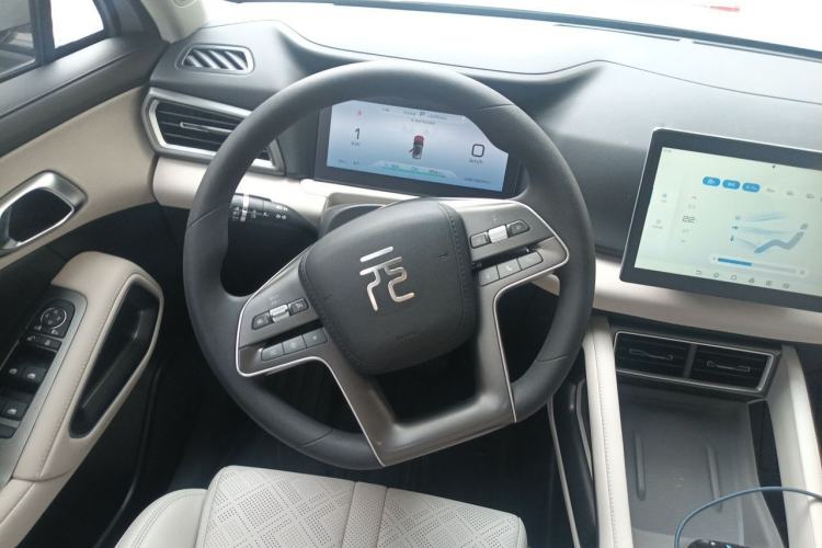 Used BYD Yuan UP 2024 401 km Active Version Steering Wheel