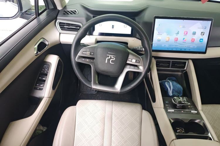 Used BYD Yuan UP 2024 401KM Leading Edition Steering Wheel