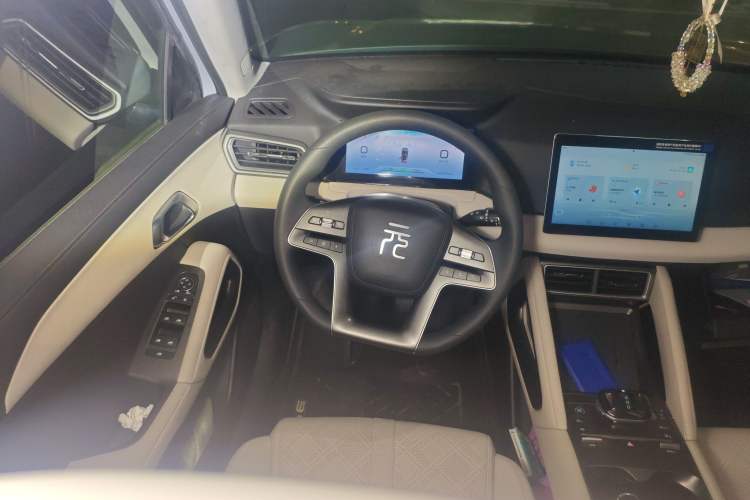 Used BYD Yuan UP 2024 401 km Active Version Steering Wheel