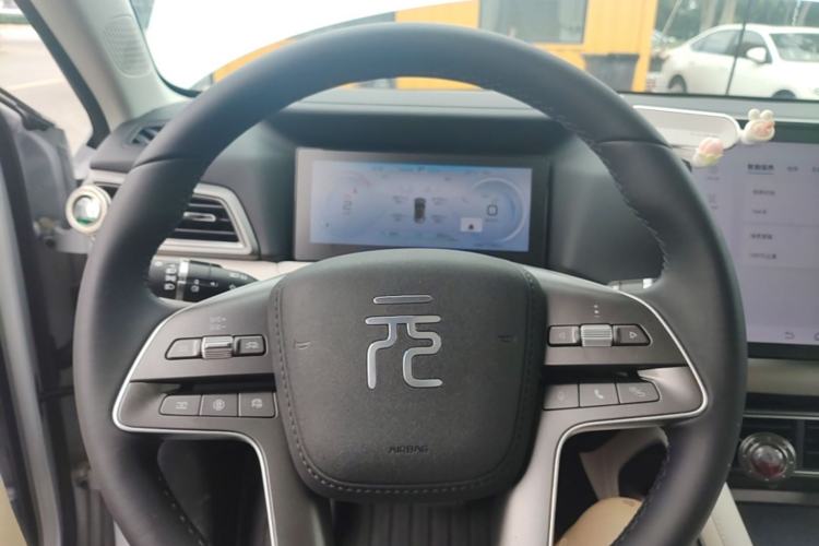 Used BYD Yuan UP 2024 401KM Beyond Edition Steering Wheel