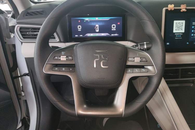 Used BYD Yuan UP 2024 401 km Active Version Steering Wheel
