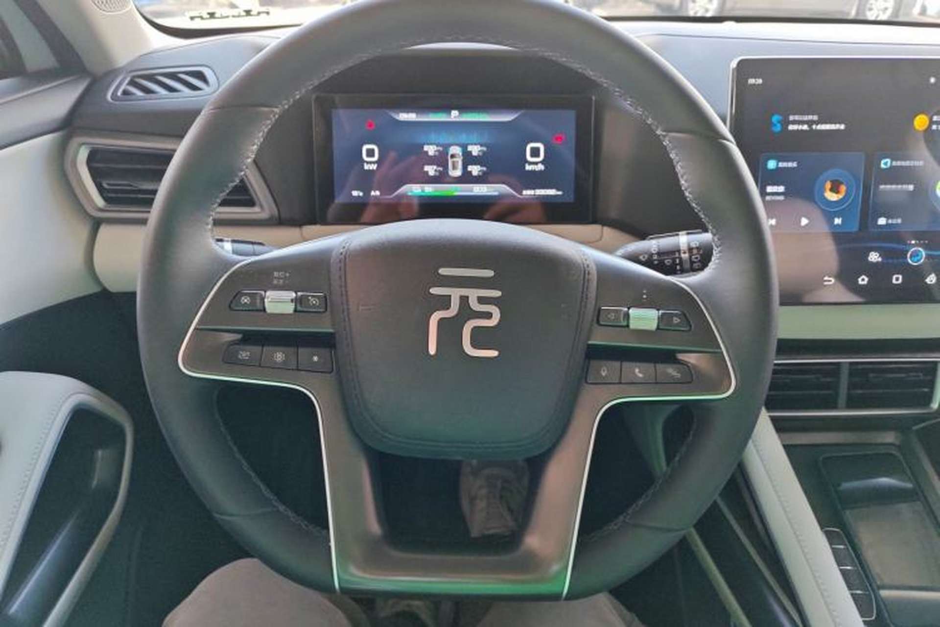 Used BYD Yuan UP 2024 401KM Leading Edition Steering Wheel