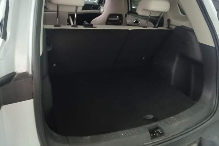 Used BYD Yuan UP 2024 401KM Leading Edition Trunk