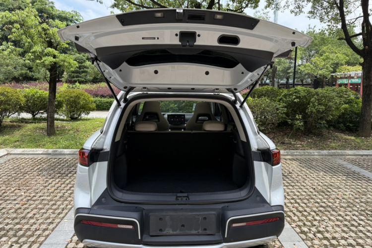 Used BYD Yuan UP 2024 401KM Beyond Edition Trunk