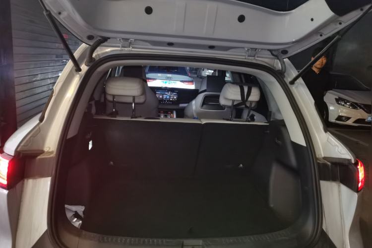 Used BYD Yuan UP 2024 401KM Leading Edition Trunk