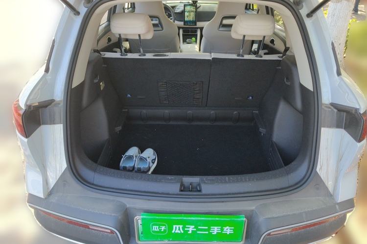 Used BYD Yuan UP 2024 401 km Active Version Trunk