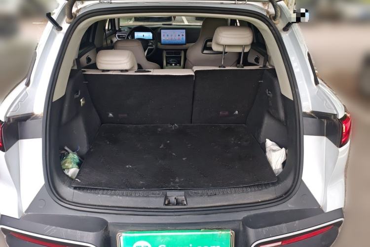 Used BYD Yuan UP 2024 401KM Leading Edition Trunk