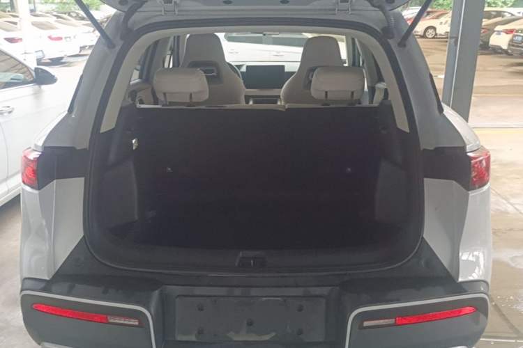 Used BYD Yuan UP 2024 401KM Leading Edition Trunk