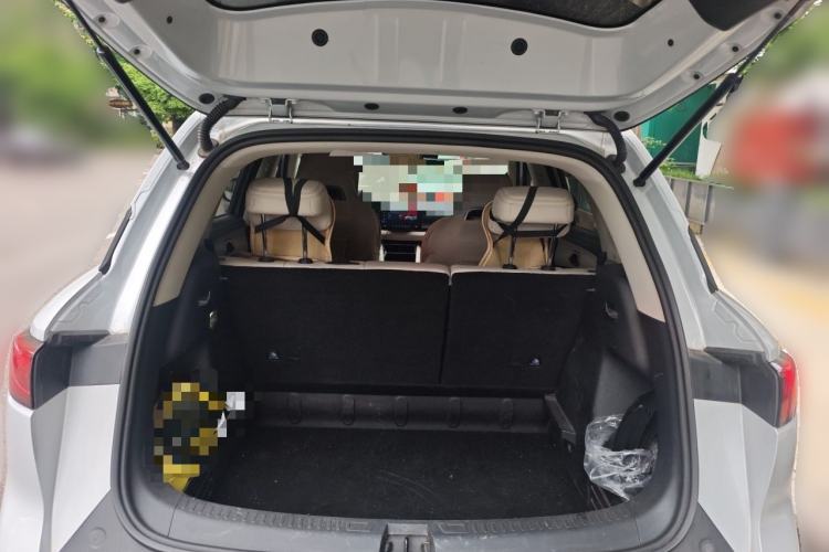 Used BYD Yuan UP 2024 401 km Active Version Trunk