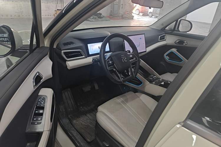 Used BYD Yuan UP 2024 401KM Beyond Edition Driver Seat