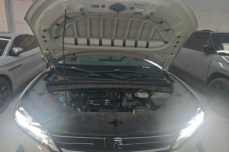 Used BYD Yuan UP 2024 401KM Beyond Edition Engine Bay