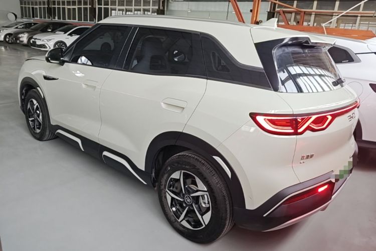 Used BYD Yuan UP 2024 401KM Beyond Edition Exterior 2