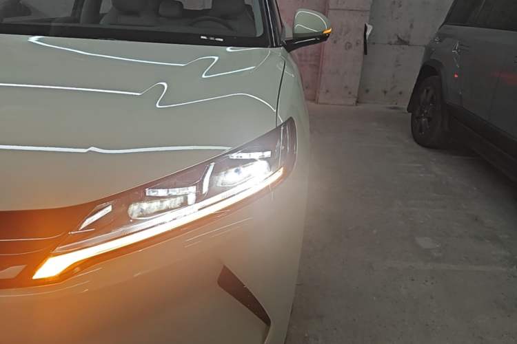 Used BYD Yuan UP 2024 401KM Beyond Edition Left Front Headlight