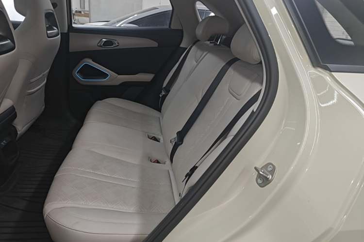 Used BYD Yuan UP 2024 401KM Beyond Edition Left Rear Seat