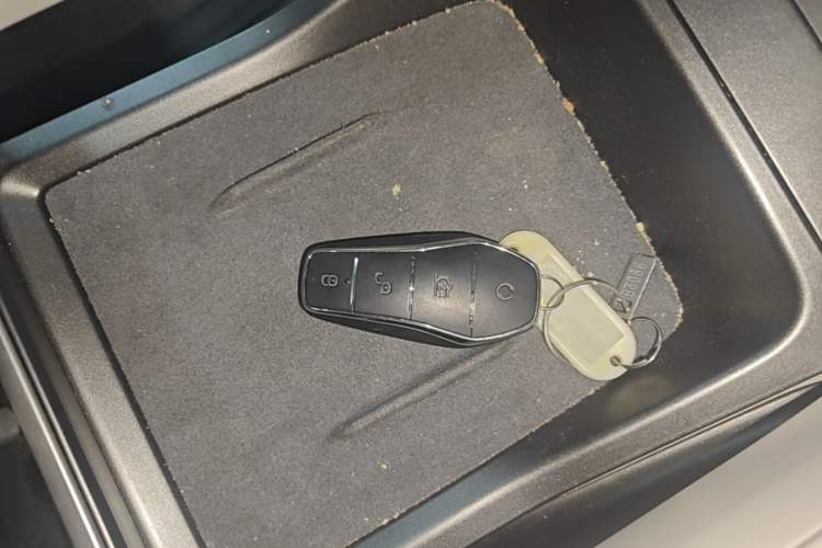 Used BYD Yuan UP 2024 401KM Beyond Edition Vehicle Key